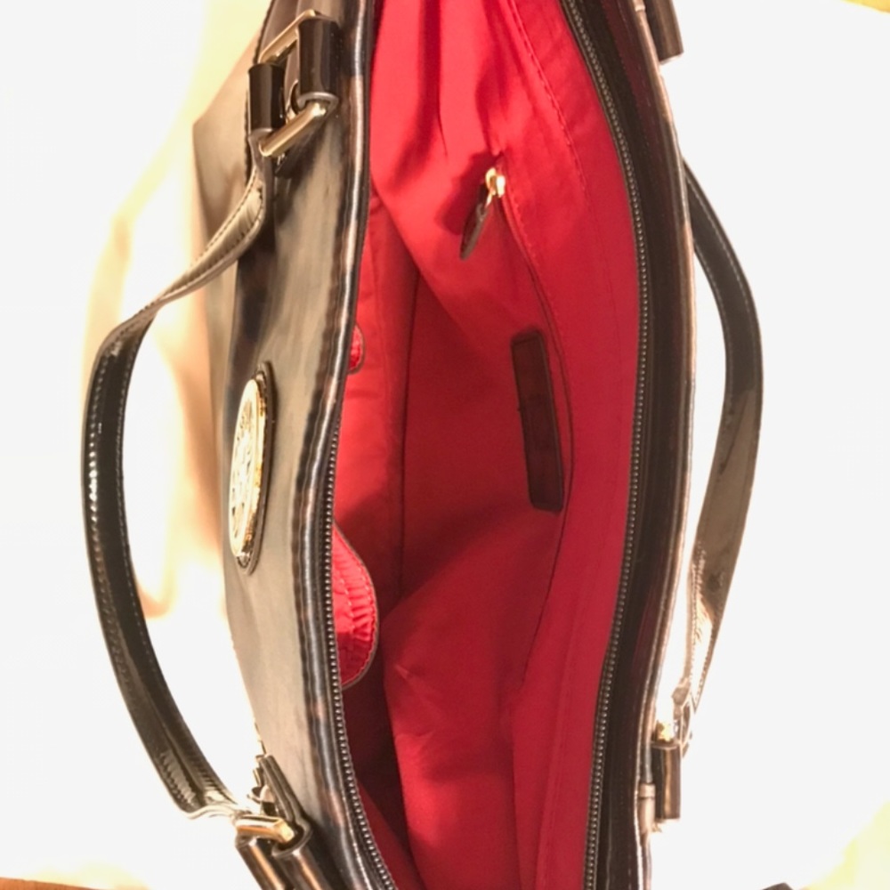 Anne Klein - Picture 3 of 3